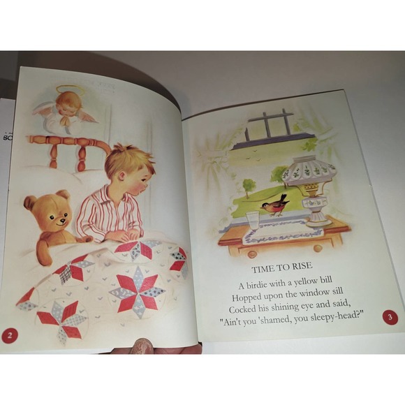 Vintage 1995 A Child's Garden of Versus An Original Junior Elf Book HC - Picture 4 of 7